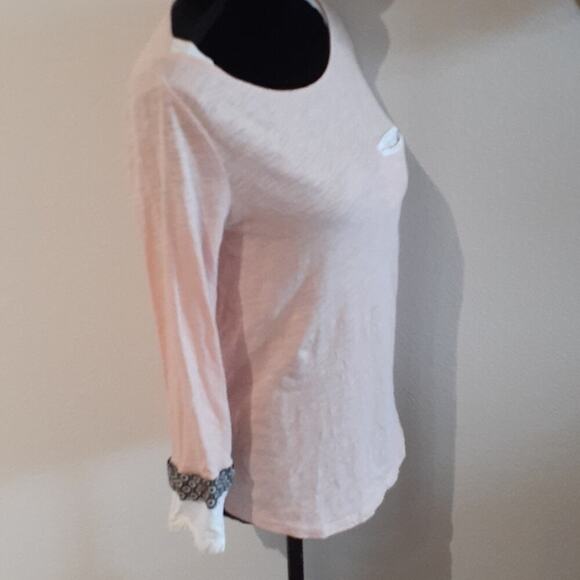 ANTHROPOLOGIE sz S top, little yellow button - Picture 2 of 5